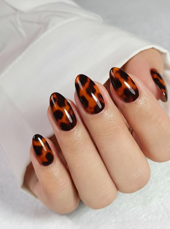 Tortoise Shell Nails